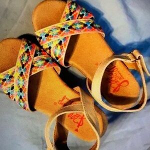 Various colors neutral strap cute shoes